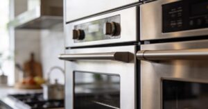 Inox kolor w kuchni: jak czyścić sprzęty i dbać o powierzchnię inox?