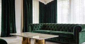 Styl glamour we wnętrzach: jak urządzić salon w dobrym guście?