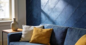 Kolor denim jaki to kolor? Czym jest denim, jeansowy odcień – warto wiedzieć