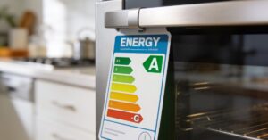 Klasa energetyczna: jak czytać etykiety i ocenić efektywność sprzętów AGD?
